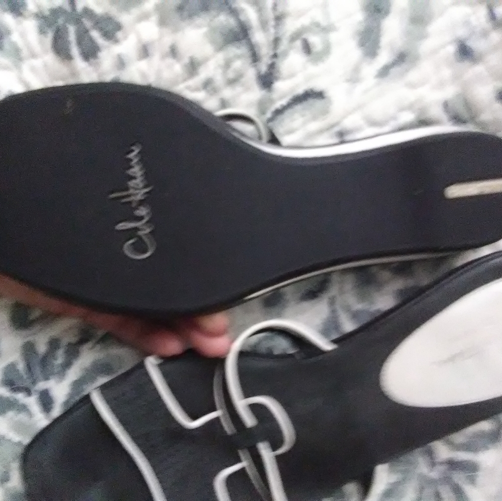 Shoes - Picture 3 of 3